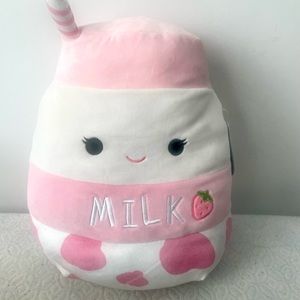 Amelie Squishmallow 11 in.